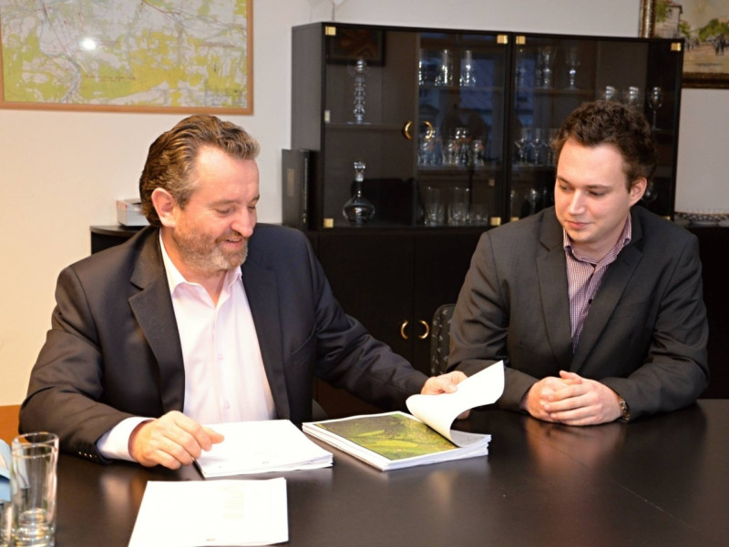 Kvído v patách starostovi Valašského Meziříčí