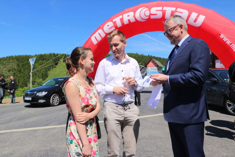 Petra a Martin stínují ministra dopravy