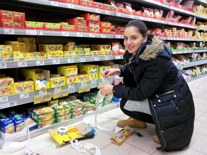 Romana ve světě obchodu Nestlé